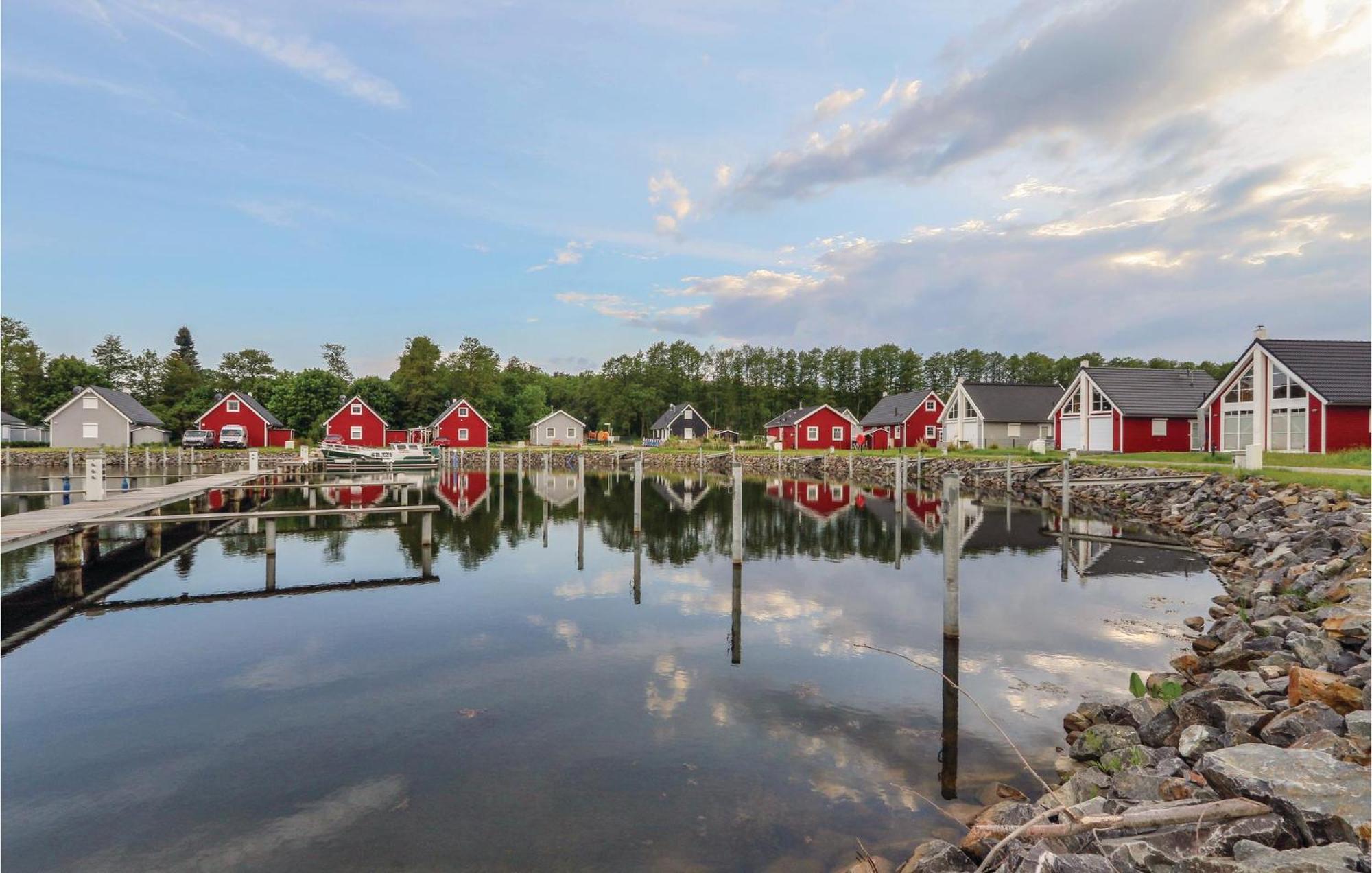 2 Bedroom Stunning Home In Zerpenschleuse Eksteriør billede